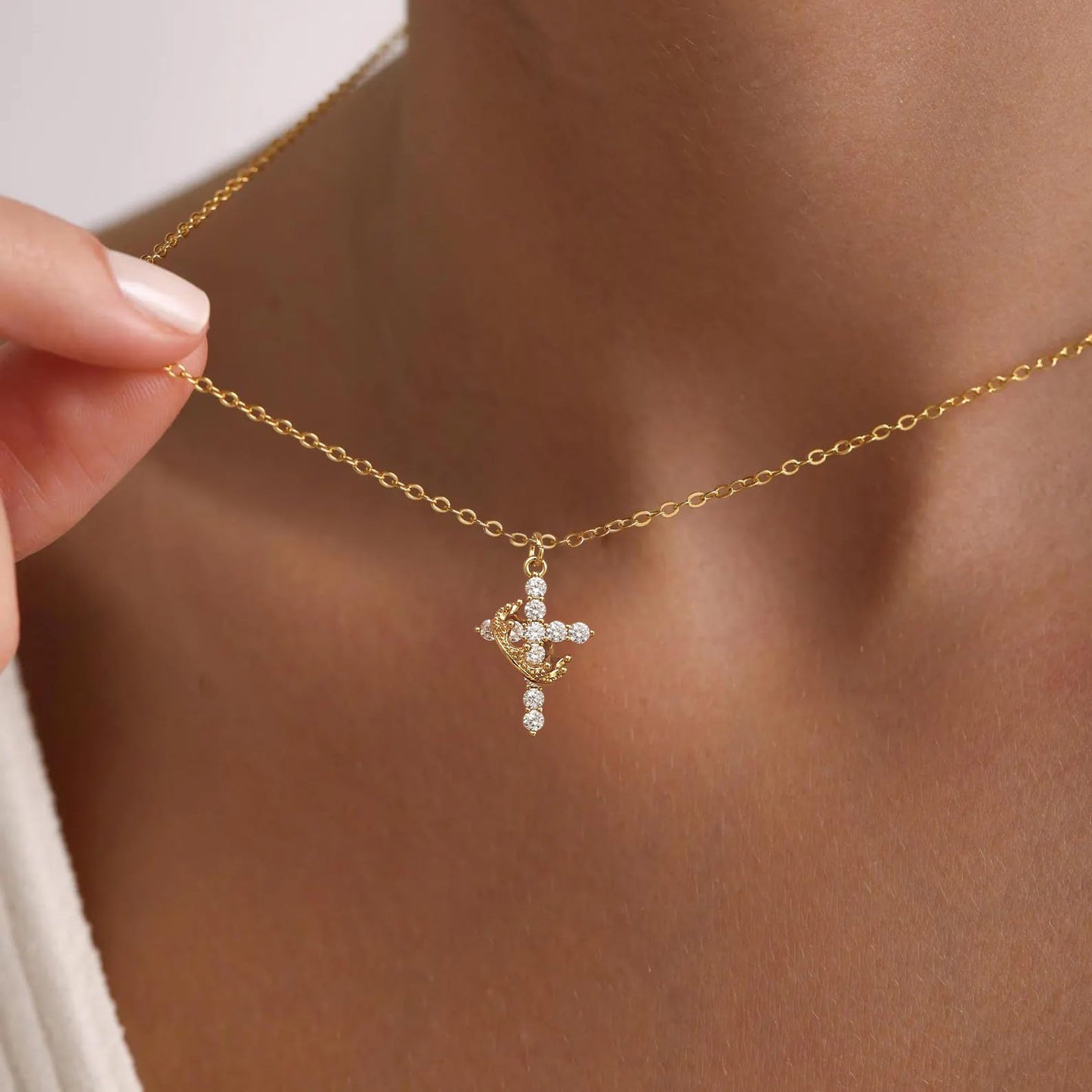 Robaice Gold Cross Necklace for Women 14K Gold Plated Crown Cross Pendant Necklace Simple Diamond Cross Necklaces Faith Jewelry First Communion Necklace, Gold